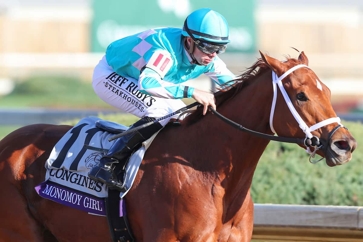 MONOMOY GIRL Sensational in Longines Breeders Cup Distaff Win